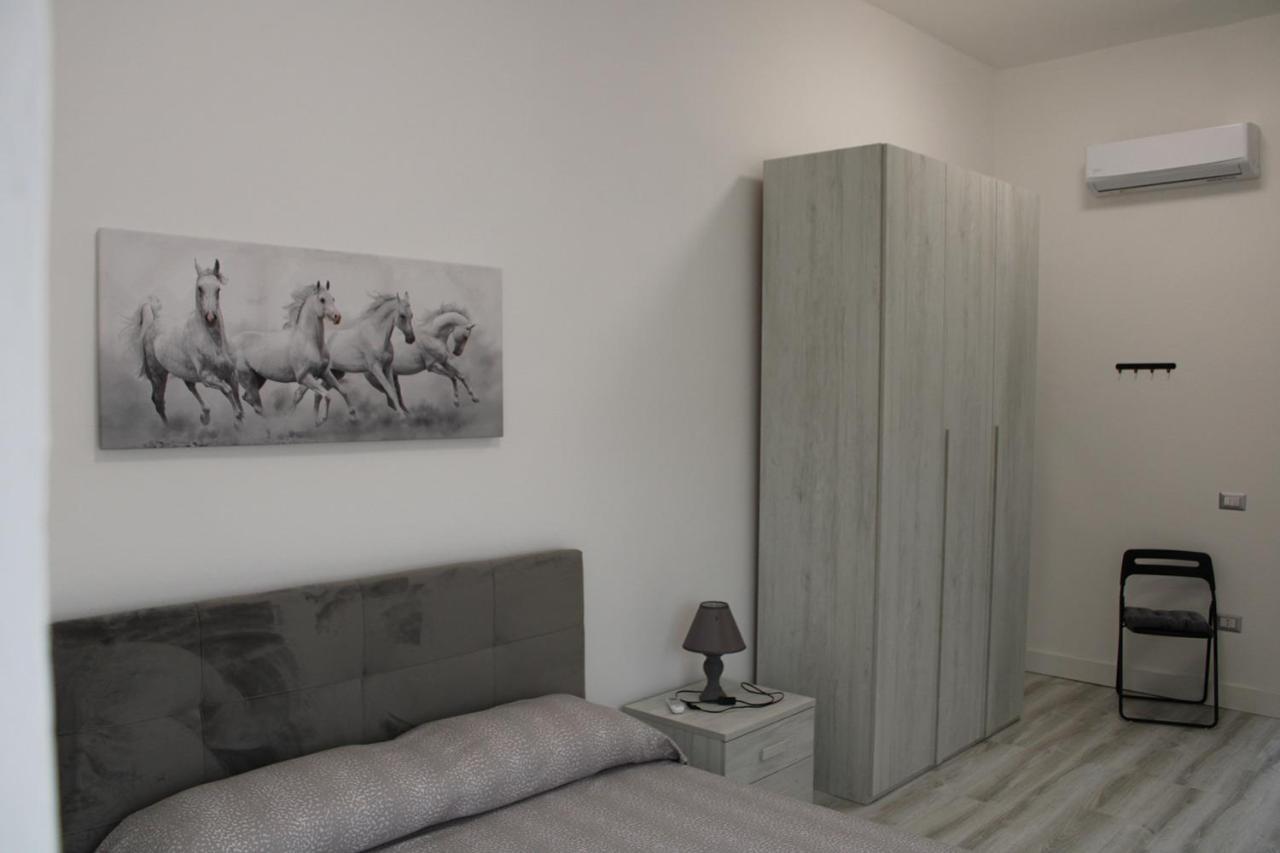 La Laguna Rooms Sant'Antioco Exterior photo